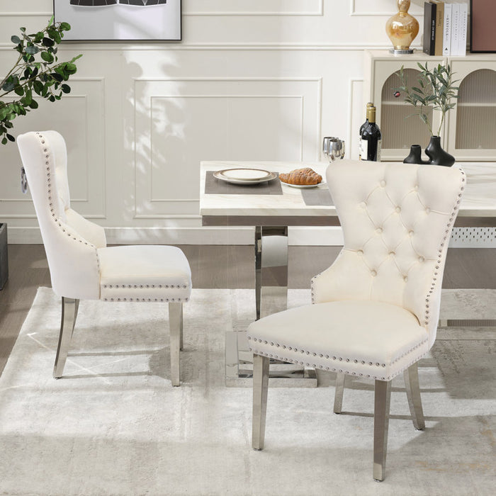 Fauteuil Parsons à oreilles capitonné en velours beige et blanc
