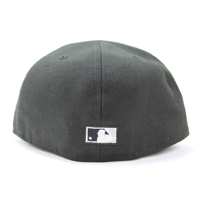 Chicago White Sox 2005 World Series New Era Fitted 59Fifty Hat (Black Red Under Brim)