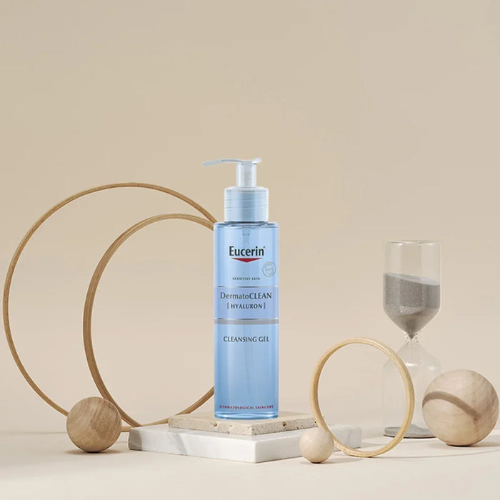 [Eucerin] Dermato Clean Refreshing Cleansing Gel 200ml - Ballagrio