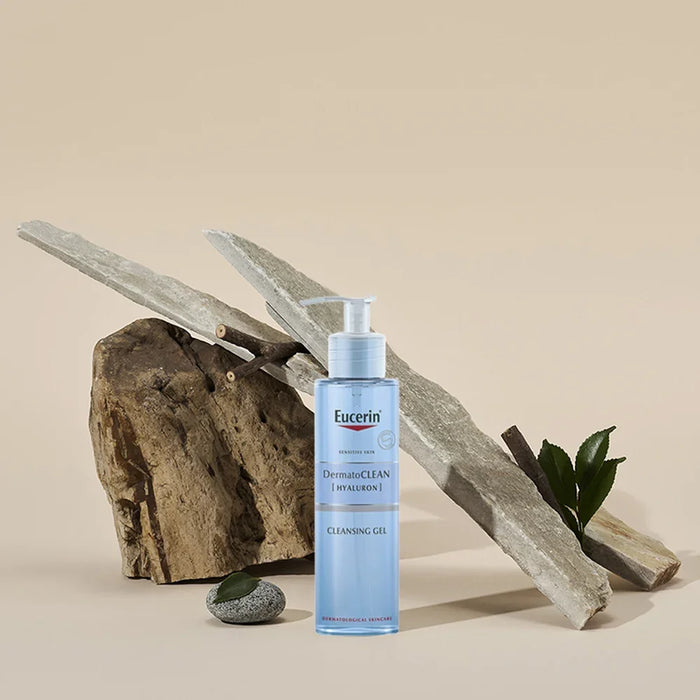 [Eucerin] Dermato Clean Refreshing Cleansing Gel 200ml - Ballagrio