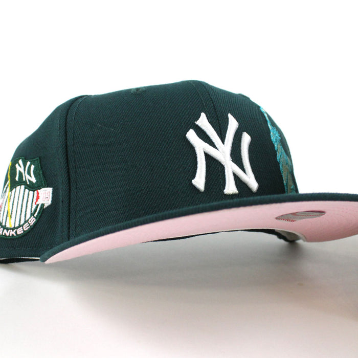 New York Yankees APPLE Statue Of Liberty National Monument New Era 59Fifty Fitted Hat (Green Pink Under Brim)