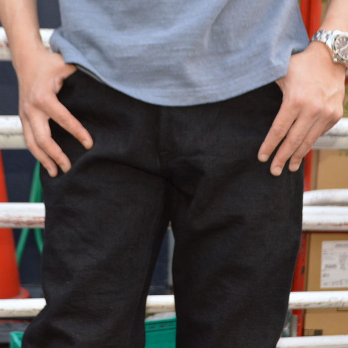 ONI DENIM "246ZR-BKBK" 20oz Secret Black Denim Neat Straight
