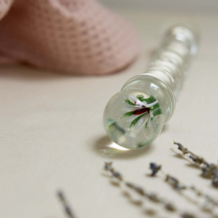 Tansy Blossom Swirl Glass Dildo – 8” Ribbed Borosilicate Glass